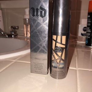 😍URBAN DECAY ALL NIGHTER FOUNDATION